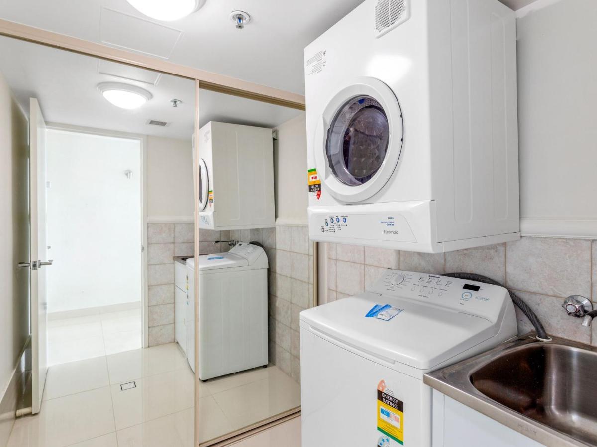 Crown Towers Superior 3 Bedroom Apartment - Coasthm Gold Coast Buitenkant foto